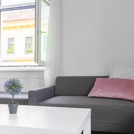 Cozy 2Br Apt. Near Akh Hospital-Ideal For Longstay Vienna Exterior photo