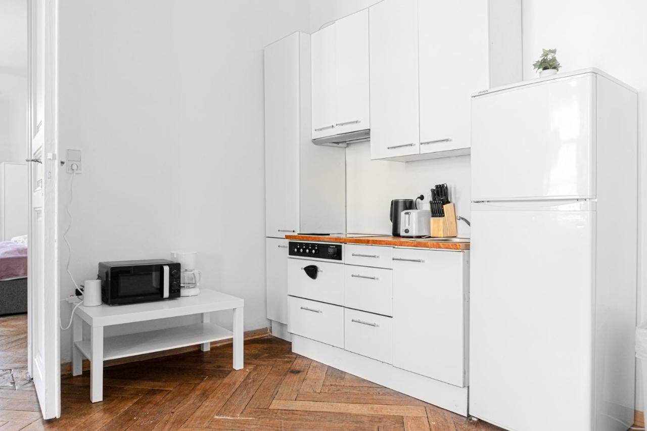Cozy 2br Apt. Near Akh Hospital-ideal For Longstay Appartement *