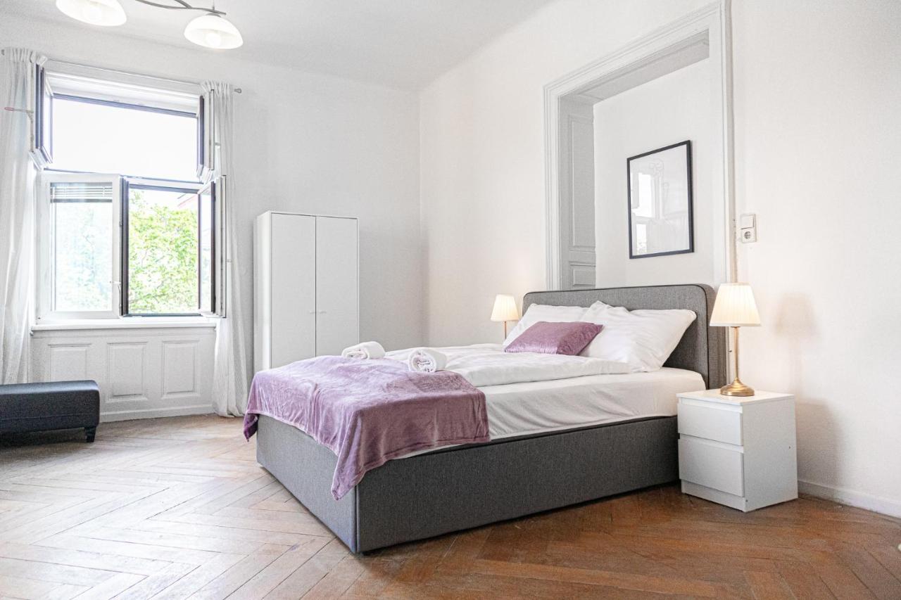 Cozy 2br Apt. Near Akh Hospital-ideal For Longstay