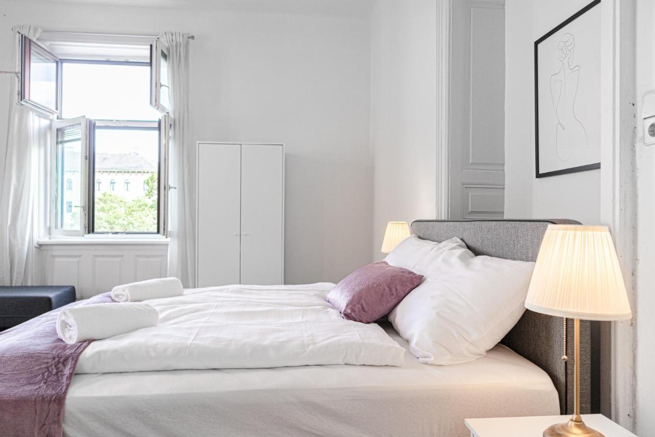 Cozy 2br Apt. Near Akh Hospital-ideal For Longstay